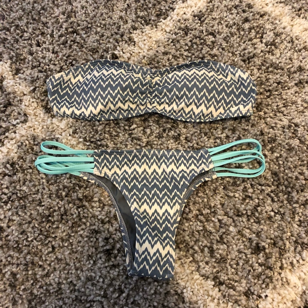 Kaimana Beachwear Bikini Set Size M